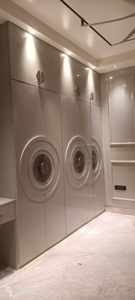 Attractive Wordrobe Design